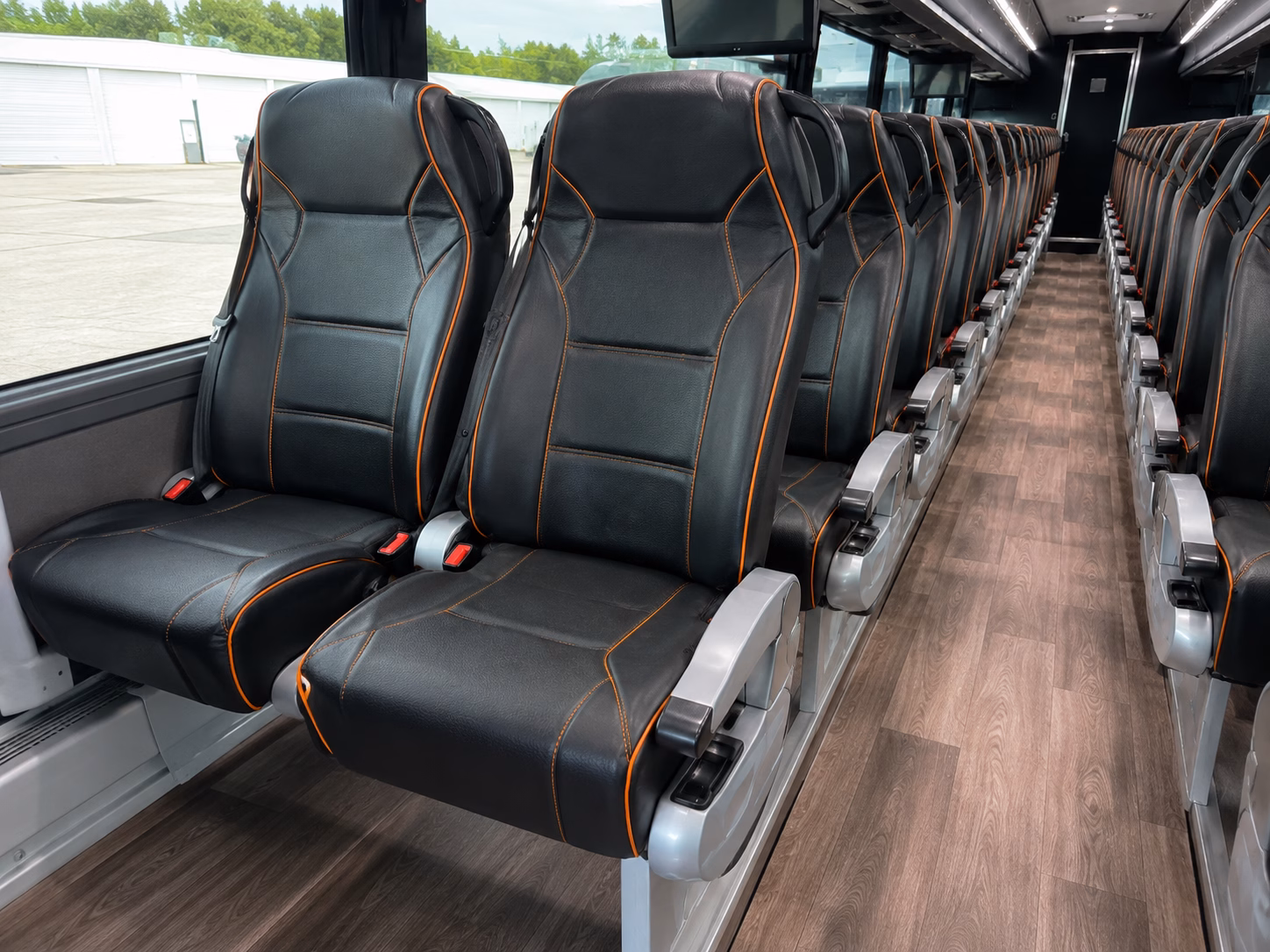 temecula valley wine country bus rentals from rancho cucamonga